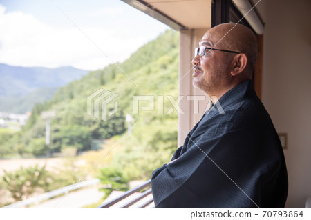 Yukata形象的成熟人 70793864