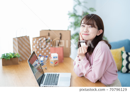 Image of net shopping Image of net shopping 70796129