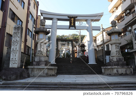長崎郡舉行的Su訪神社長崎市長野縣 長崎郡舉行的Su訪神社長崎市長野縣 70796826