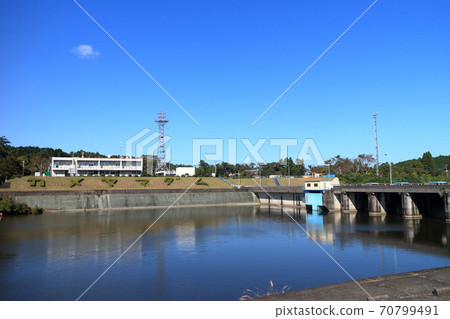 龜山湖（君津市） 70799491