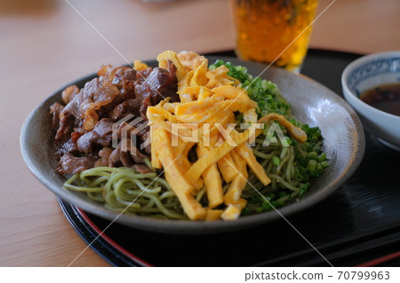 自製的蕎麥麵 自製的蕎麥麵 70799963