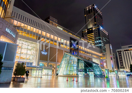 JR Sapporo Station at night / Sapporo, Hokkaido JR Sapporo Station at night / Sapporo, Hokkaido 70800284