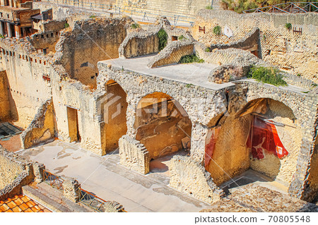 Ruins of the ancient Roman city of Herculanum on the shores of the Gulf of Naples Ruins of the ancient Roman city of Herculanum on the shores of the Gulf of Naples 70805548