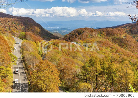 Bandai-Azuma Skyline in Autumn Autumn Leaves Inawashiro Town, Fukushima Prefecture Bandai-Azuma Skyline in Autumn Autumn Leaves Inawashiro Town, Fukushima Prefecture 70805905