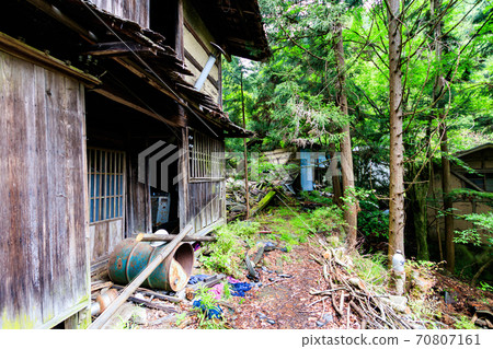 Abandoned village in the forest 70807161