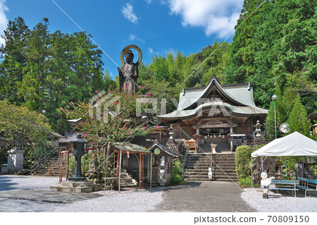 [Mt. Kagamichi-in Seiryu-ji Temple] (Shikoku Sacred Site No. 35 Fudasho) Takaokamachicho, Tosa City, Kochi Prefecture 70809150