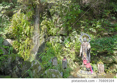 [Mt. Kagamichi-in Seiryu-ji Temple] (Shikoku Sacred Site No. 35 Fudasho) Takaokamachicho, Tosa City, Kochi Prefecture 70809164