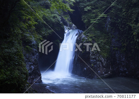 Ogama Falls, one of the 100 best waterfalls in Japan in Tokushima Prefecture Ogama Falls, one of the 100 best waterfalls in Japan in Tokushima Prefecture 70811177