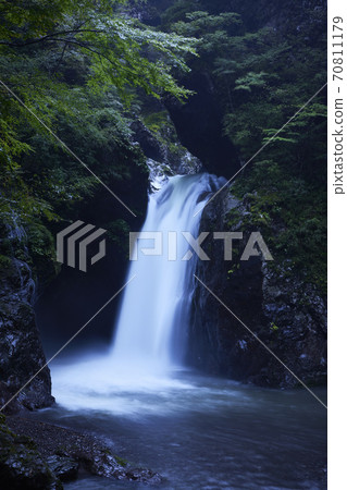 Ogama Falls, one of the 100 best waterfalls in Japan in Tokushima Prefecture 70811179