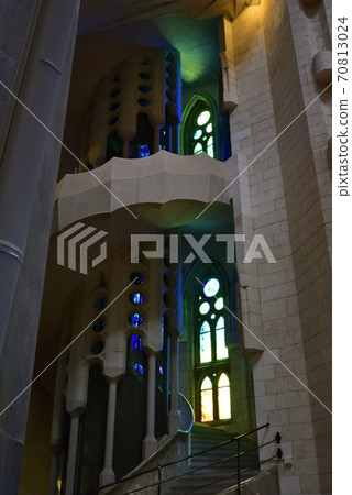 Sakurada Familia 70813024