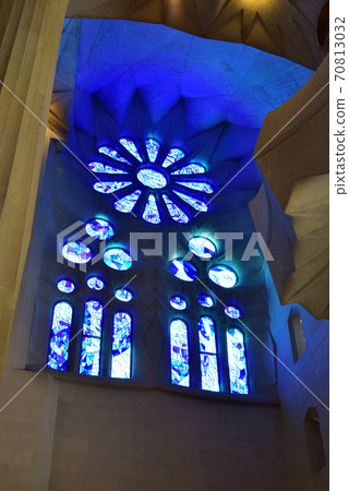 Sakurada Familia 70813032