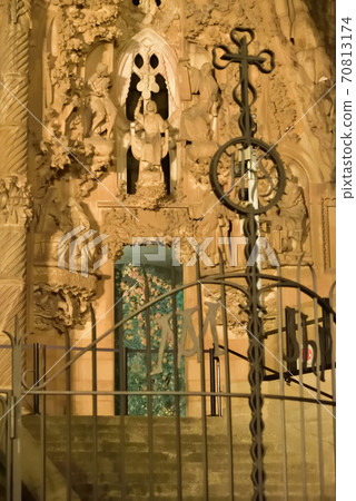 Sakurada Familia 70813174