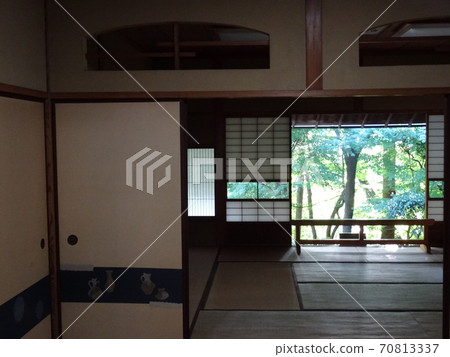 重要文化財產朝倉家庭故居可以感受大正浪漫的日式庭園 重要文化財產朝倉家庭故居可以感受大正浪漫的日式庭園 70813337