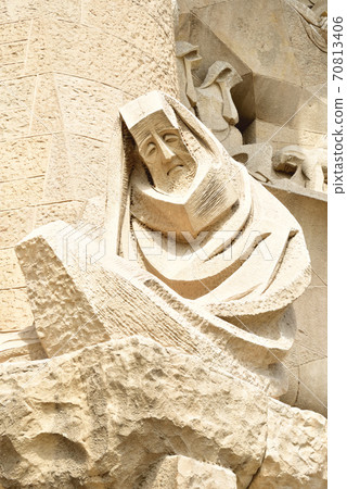 Sakurada Familia 70813406