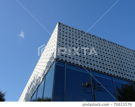 Daikanyama T-SITE, which is sunny and sunny Daikanyama T-SITE, which is sunny and sunny 70813576