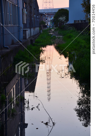 Landscape at dusk 70814456