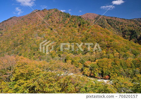Gunma mountain during the autumn colors Gunma mountain during the autumn colors 70820157