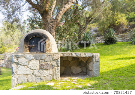 Oven concrete and stone craft in the field 70821437
