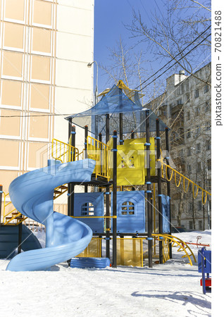Playground snowy winters, Moscow, Russia Playground snowy winters, Moscow, Russia 70821488