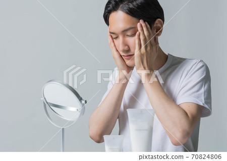 Men's beauty image [beauty] 70824806