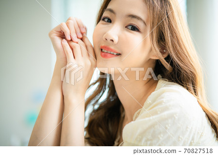 Female lifestyle Female lifestyle 70827518