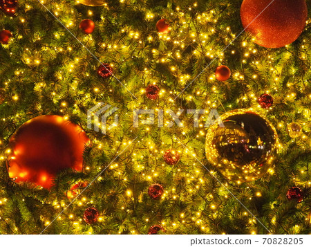 Christmas background. Christmas decorations balls, light, star, snowflake on Christmas tree. 70828205
