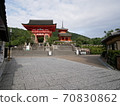 July 2020 Corona-damaged Kyoto, quiet Kiyomizu-dera Niomon 70830862