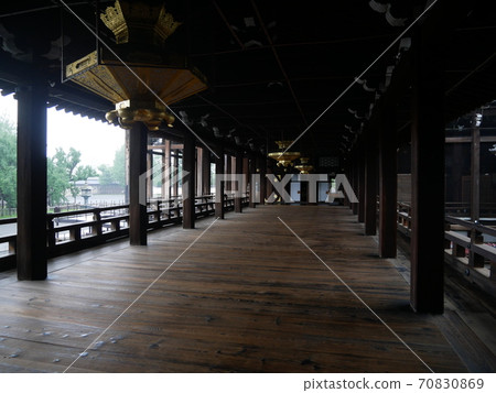 July 2020 Corona-damaged Kyoto, quiet Higashi Honganji Temple 70830869