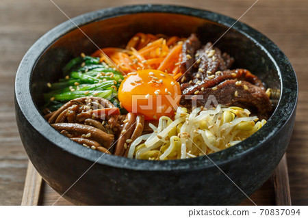 石烤麵包拌飯 70837094