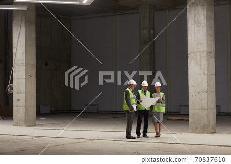 Inspection Committee at Construction Site Inspection Committee at Construction Site 70837610