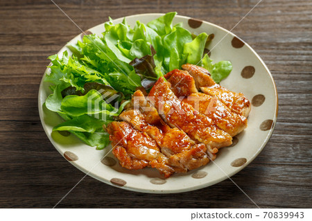 Teriyaki chicken 70839943