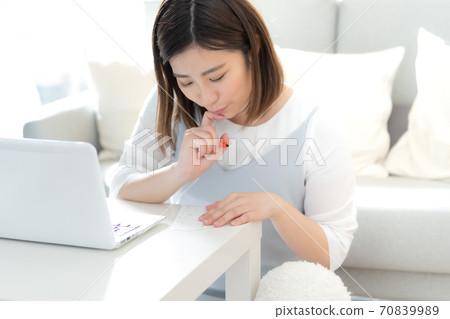母親填寫名字貼紙 母親填寫名字貼紙 70839989