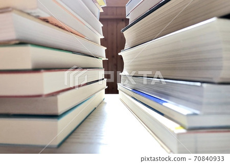 讀書閱讀堆積書籍藏書5 70840933