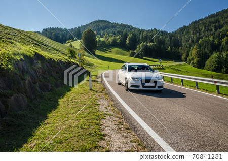 Road in Dolomite , Italy Road in Dolomite , Italy 70841281