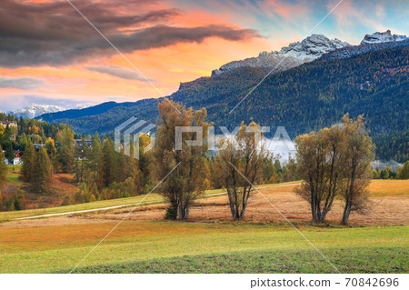 Wonderful autumn landscape in Dolomites near Cortina d Ampezzo, Italy 70842696