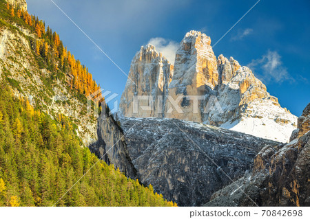Famous Tre Cime Di Lavaredo peaks in Dolomites, Italy 70842698