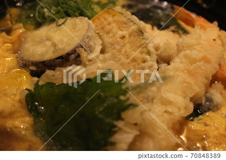 Tempura udon Tempura udon 70848389