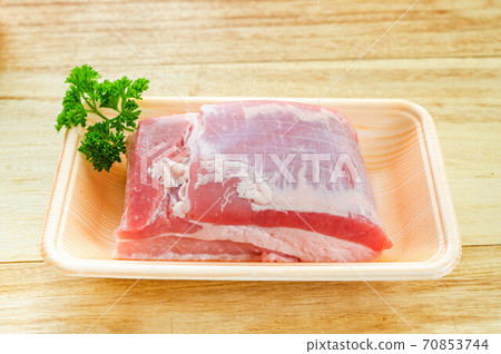 Pork belly block 70853744