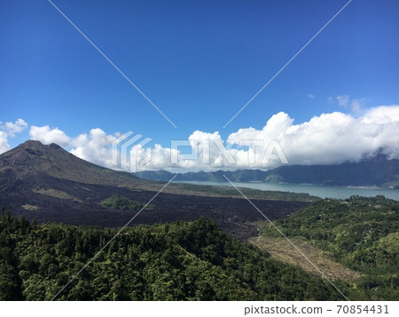 Lake Batur and Mount Batur as seen from the Quintamani Plateau 70854431