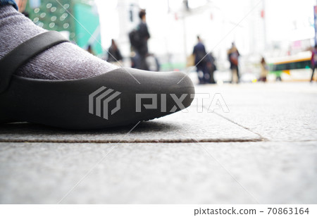 Up your feet reminiscent of various images 70863164