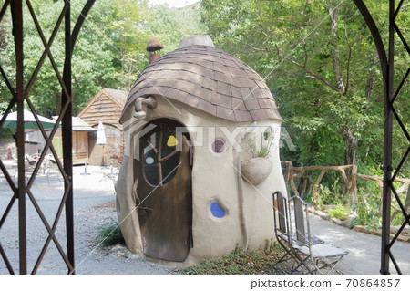 Round and cute building (Warmth Forest, Hamamatsu City) Round and cute building (Warmth Forest, Hamamatsu City) 70864857