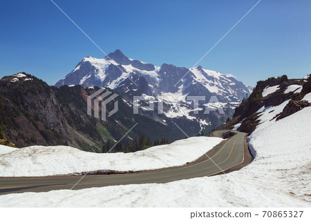 Mt Baker 70865327