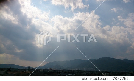 神聖傾瀉的天使階梯 70872693