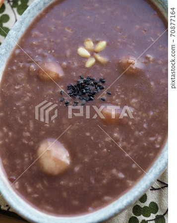 Korean traditional food red bean porridge Korean traditional food red bean porridge 70877164