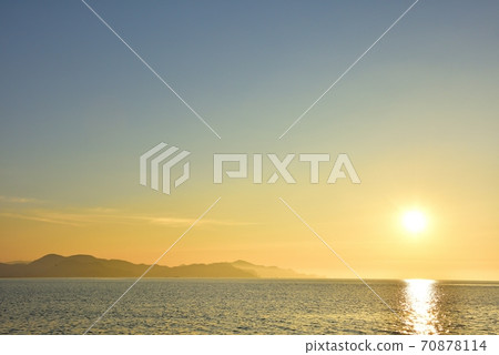 夕陽的晚霞在Ura 夕陽的晚霞在Ura 70878114