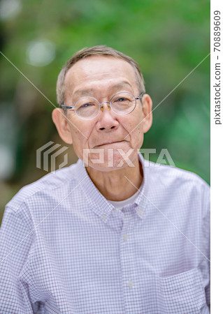 老人的肖像 老人的肖像 70889609