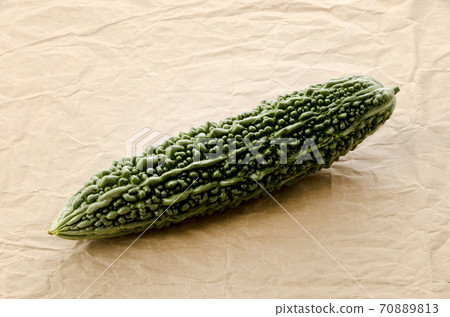 Bitter gourd 70889813