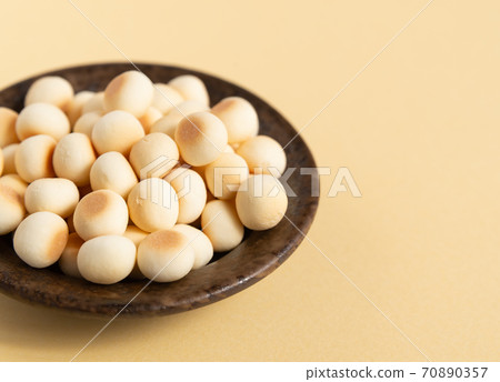 Bolo on a plate Sweets Egg Bolo 70890357