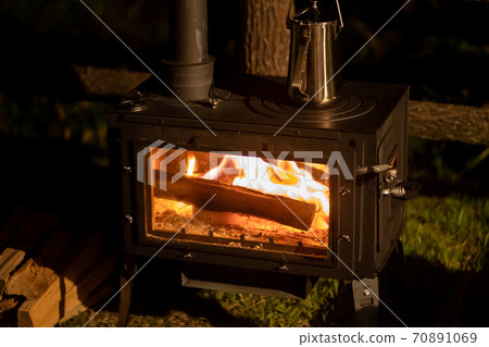 Camp Camp 70891069