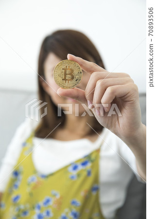 Virtual currency Virtual currency 70893506